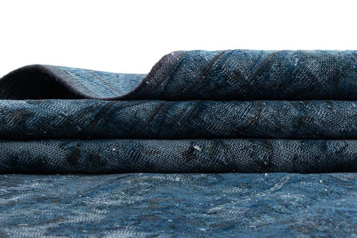 Detail image of 8' 4 x 12' 2 Vintage Royal Wool Rug