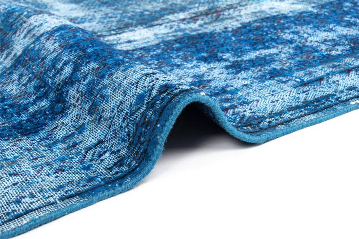 Detail image of 8' 10 x 11' 9 Vintage Royal Wool Rug