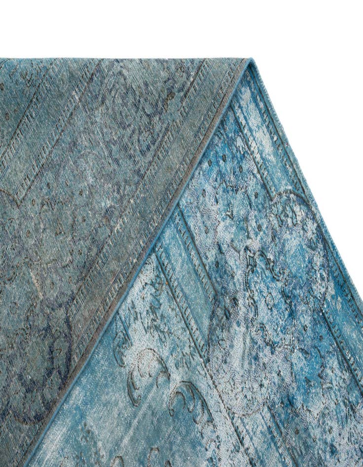 Detail image of 9' 7 x 13' Vintage Royal Wool Rug