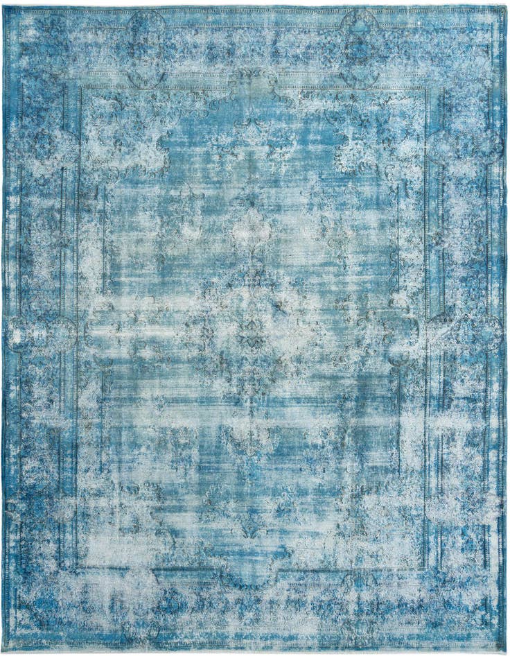 Detail image of 9' 7 x 13' Vintage Royal Wool Rug