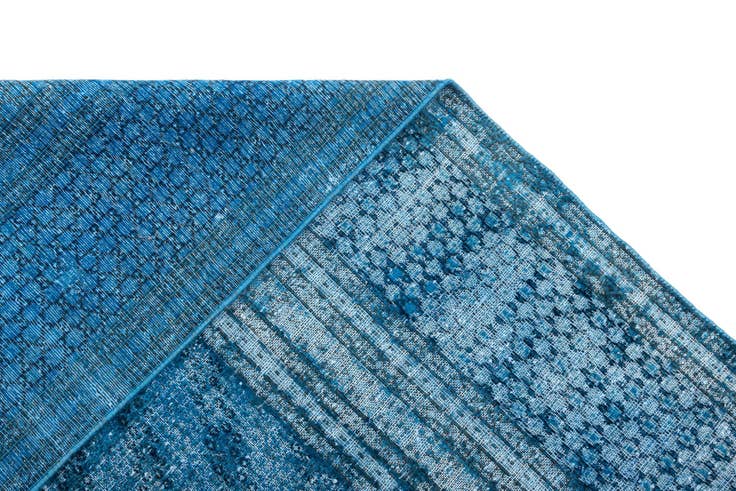 Detail image of 9' 5 x 14' 7 Vintage Royal Wool Rug