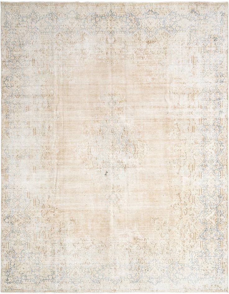 Detail image of 9' 5 x 13' 5 Vintage Royal Wool Rug