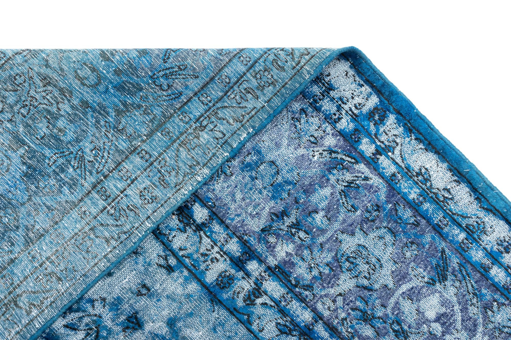 9' 3 x 12' 2 Vintage Royal Wool Rug