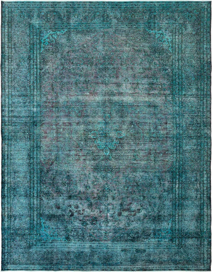 Detail image of 9' 9 x 16' 2 Vintage Royal Wool Rug