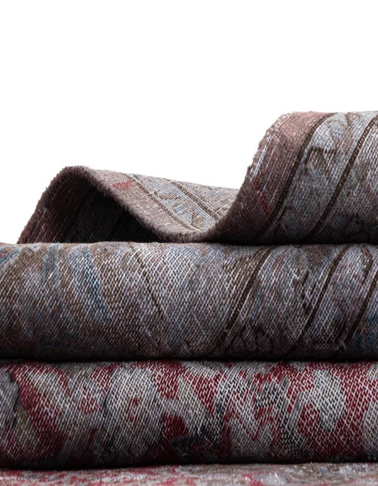 Detail image of 9' 7 x 12' 7 Vintage Royal Wool Rug