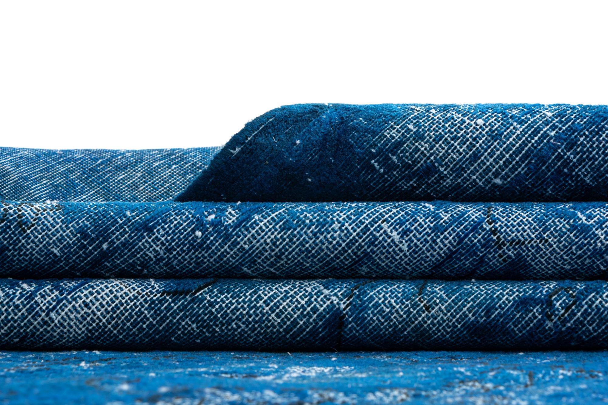 9' 9 x 12' 11 Vintage Royal Wool Rug