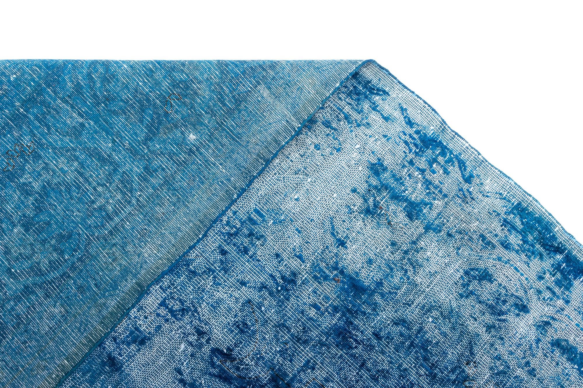9' 9 x 12' 11 Vintage Royal Wool Rug
