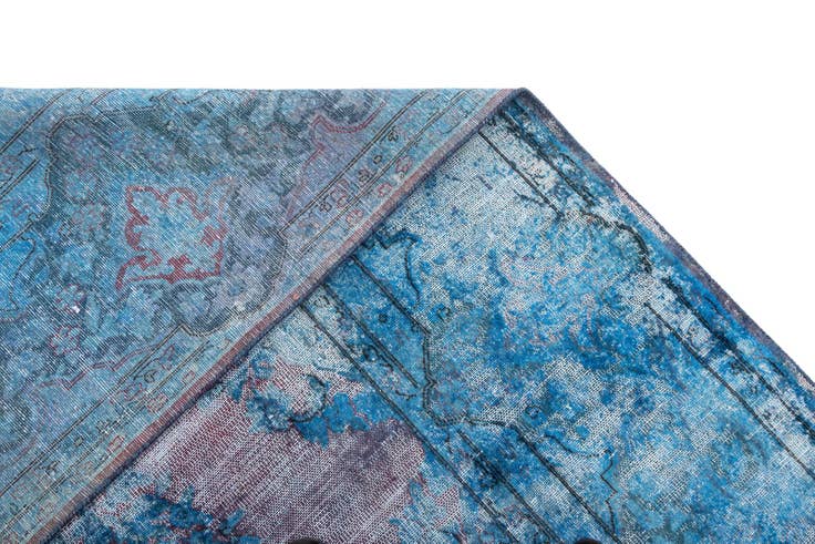 Detail image of 9' 9 x 13' Vintage Royal Wool Rug