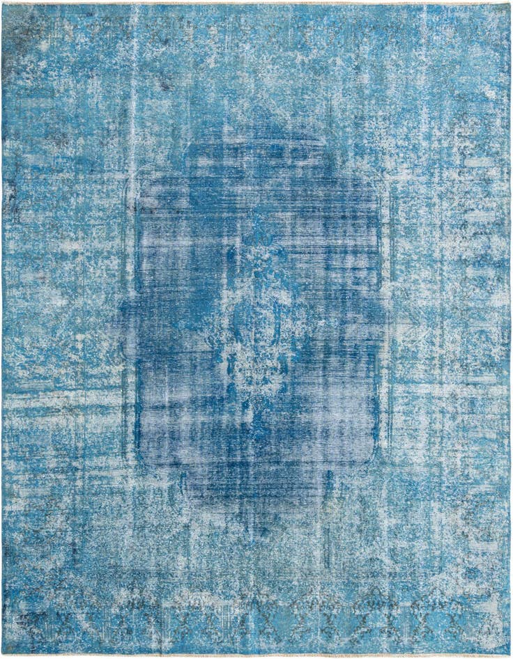 Detail image of 9' 1 x 13' Vintage Royal Wool Rug