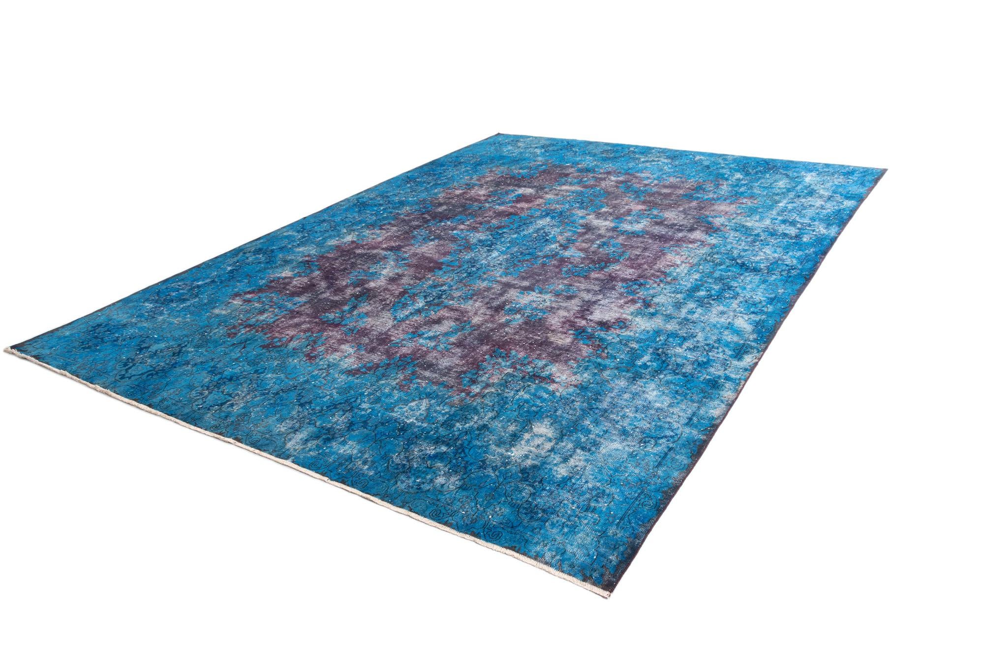 9' 7 x 12' 11 Vintage Royal Wool Rug