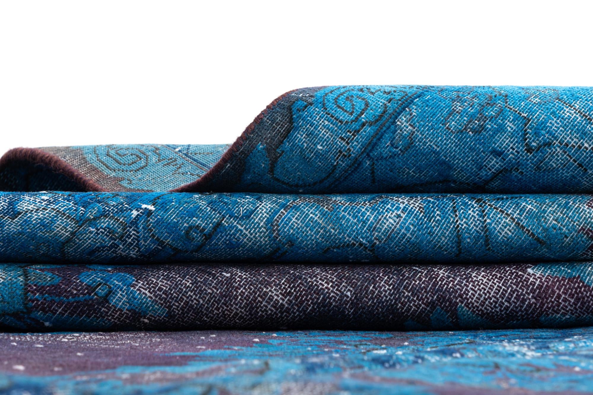 9' 7 x 12' 11 Vintage Royal Wool Rug