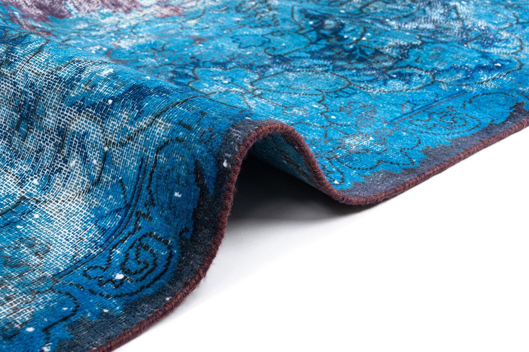 9' 7 x 12' 11 Vintage Royal Wool Rug