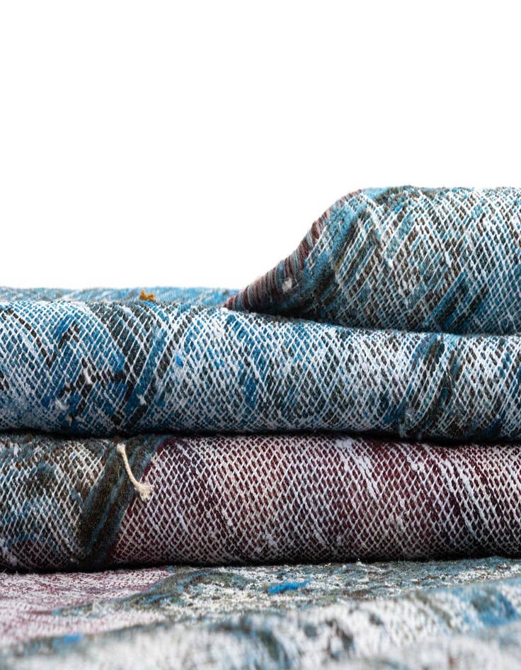 Detail image of 10' 1 x 12' 9 Vintage Royal Wool Rug