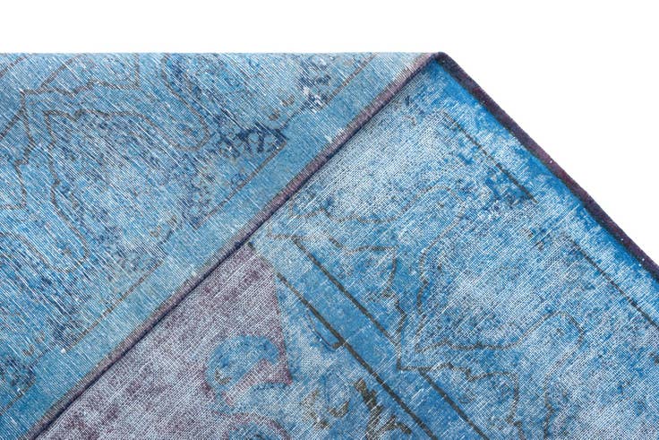 Detail image of 9' 8 x 13' 9 Vintage Royal Wool Rug