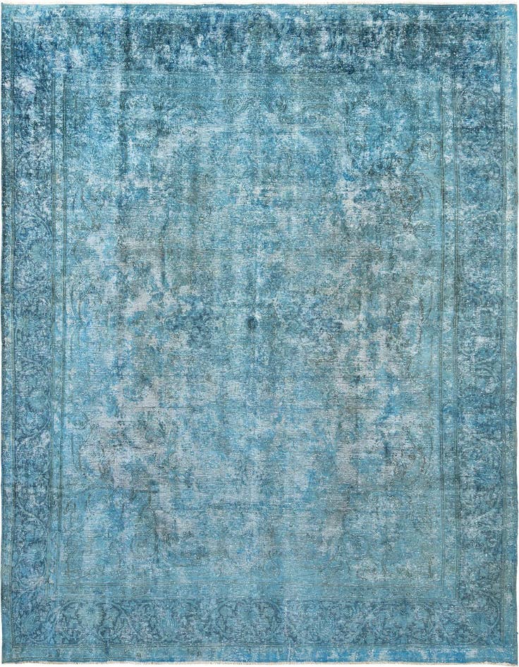 Detail image of 9' 8 x 13' 3 Vintage Royal Wool Rug