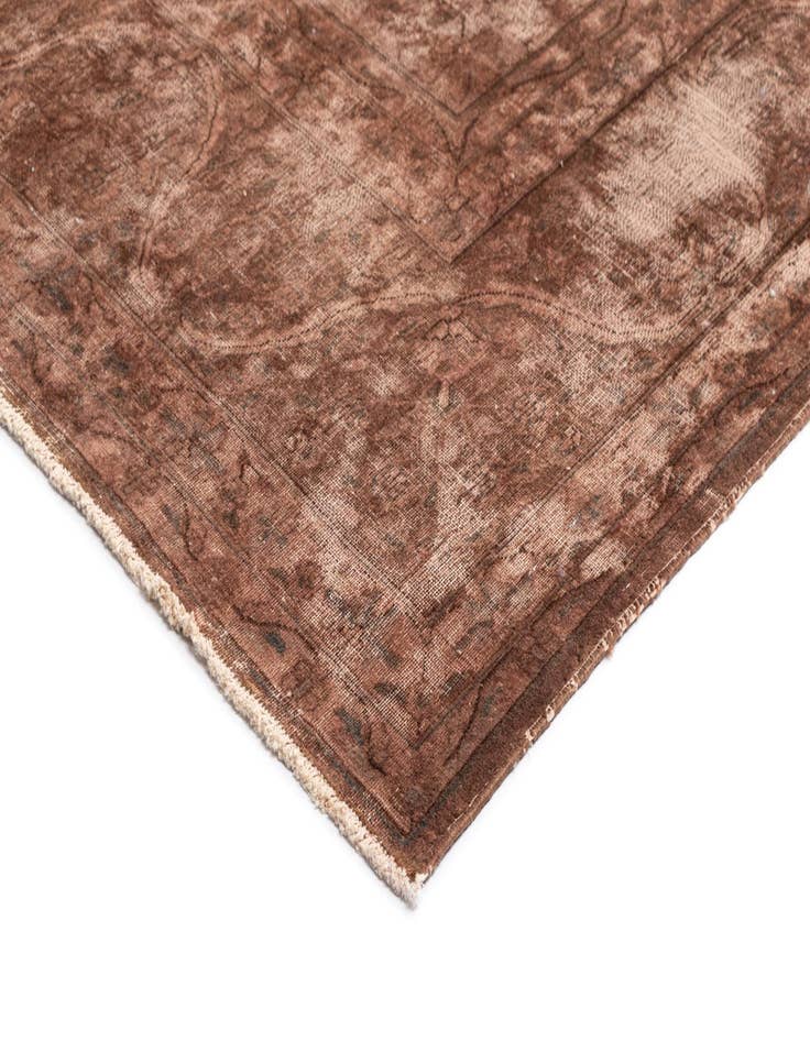 Detail image of 9' 10 x 12' 10 Vintage Royal Wool Rug