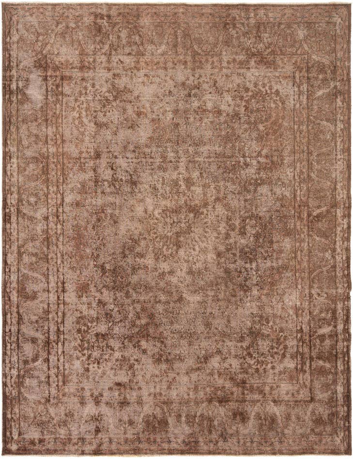 Detail image of 9' 10 x 12' 10 Vintage Royal Wool Rug