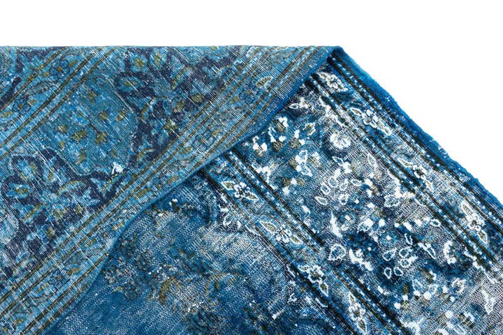 6' 9 x 9' 10 Vintage Royal Wool Rug