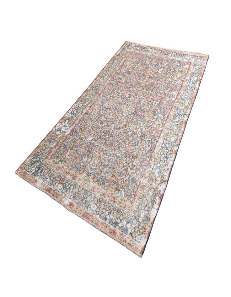 Detail image of 5' 7 x 9' 8 Vintage Royal Wool Rug