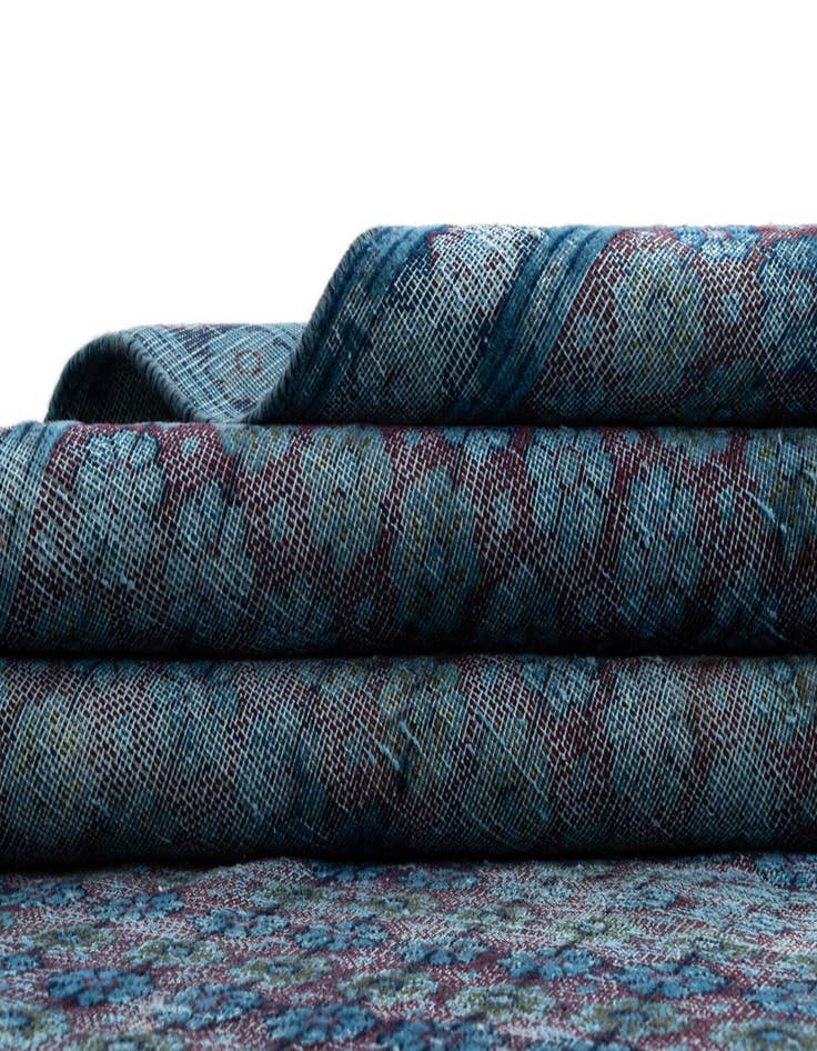 Detail image of 5' 8 x 9' 2 Vintage Royal Wool Rug