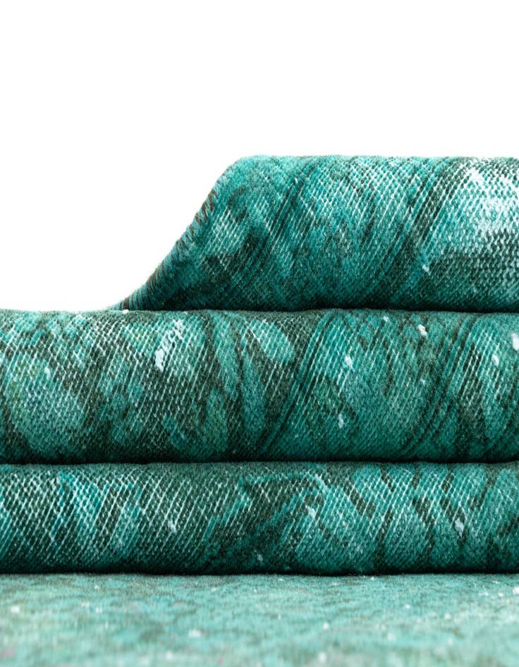 Detail image of 9' 7 x 12' 4 Vintage Royal Wool Rug