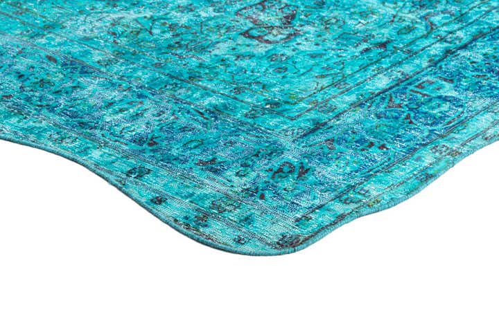 9' 7 x 13' Vintage Royal Wool Rug