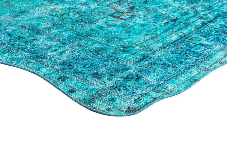 Detail image of 9' 7 x 13' Vintage Royal Wool Rug
