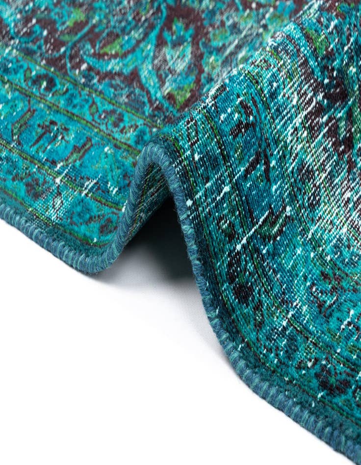 Detail image of 9' 9 x 12' 11 Vintage Royal Wool Rug