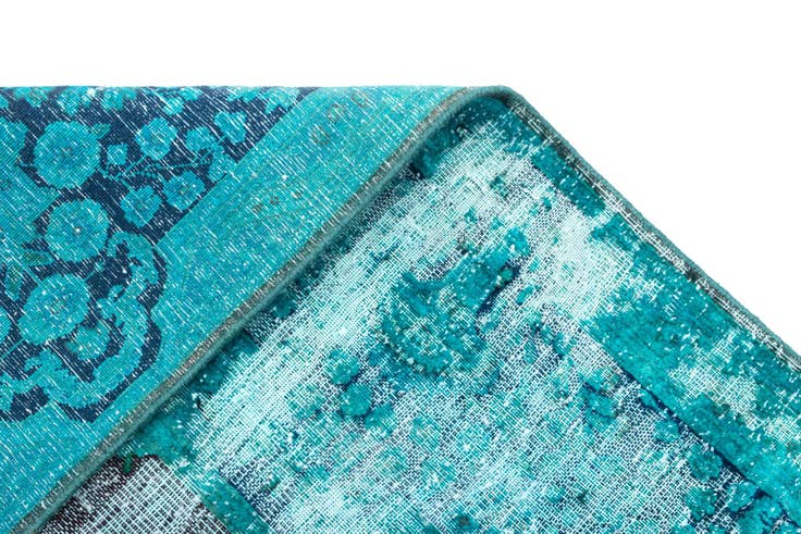 Detail image of 9' 10 x 13' 2 Vintage Royal Wool Rug