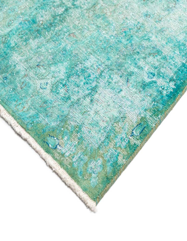 Detail image of 9' 11 x 13' 9 Vintage Royal Wool Rug