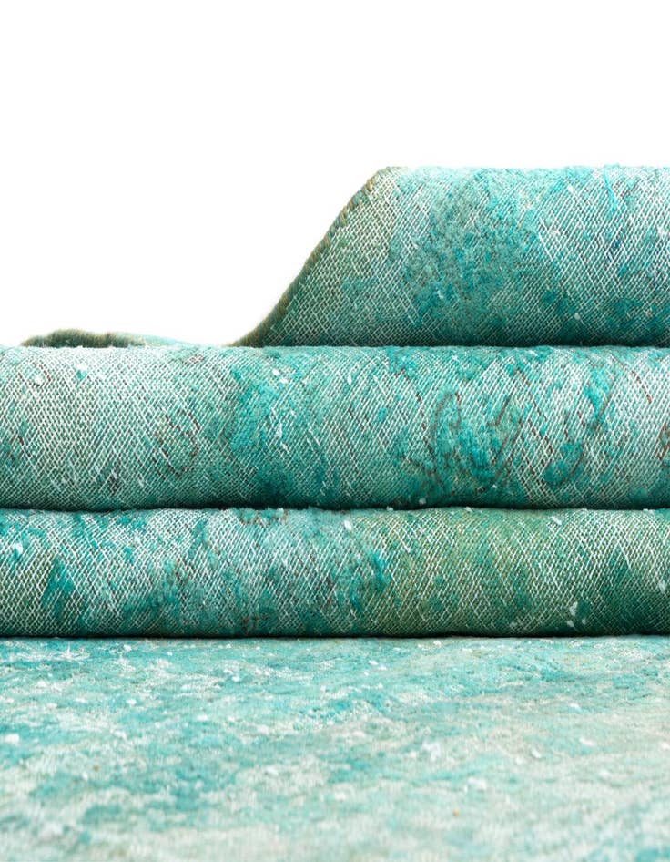 Detail image of 9' 11 x 13' 9 Vintage Royal Wool Rug