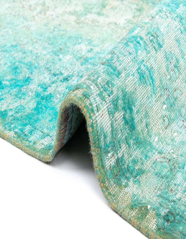 Detail image of 9' 11 x 13' 9 Vintage Royal Wool Rug