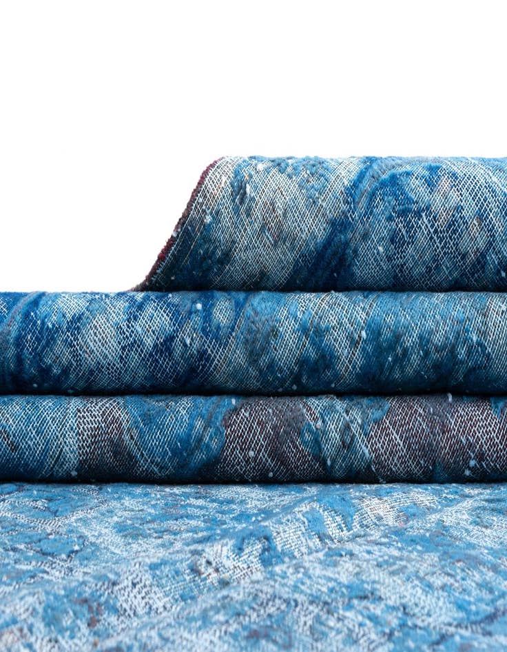 Detail image of 10' 1 x 14' Vintage Royal Wool Rug