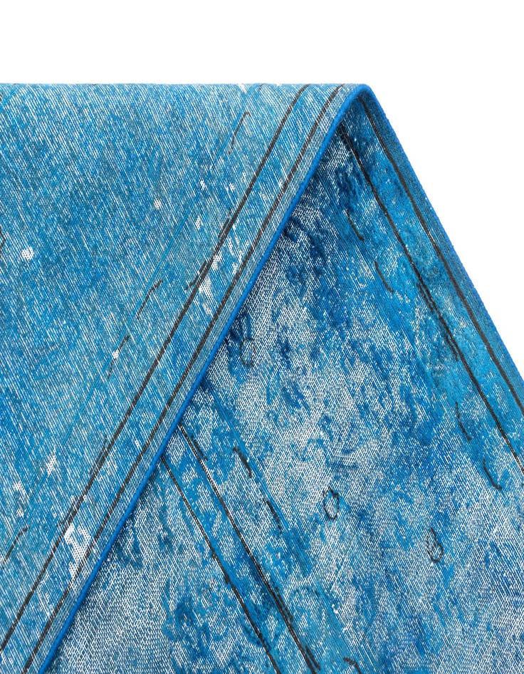 Detail image of 9' 7 x 12' 10 Vintage Royal Wool Rug