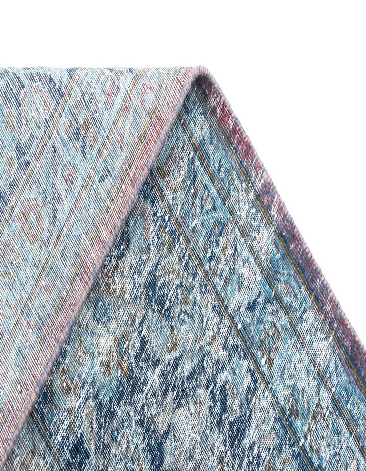 Detail image of 9' 10 x 12' 9 Vintage Royal Wool Rug