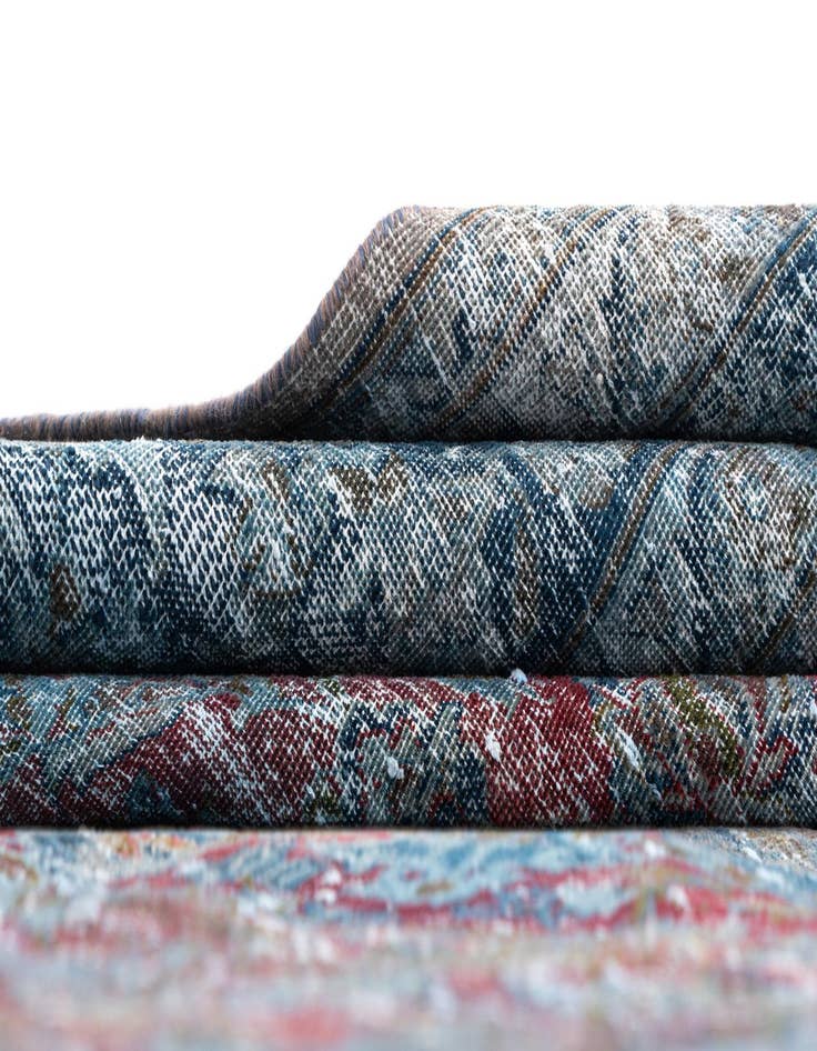 Detail image of 9' 10 x 12' 9 Vintage Royal Wool Rug