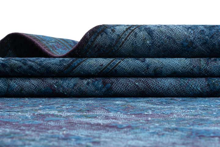 9' 9 x 13' 4 Vintage Royal Wool Rug