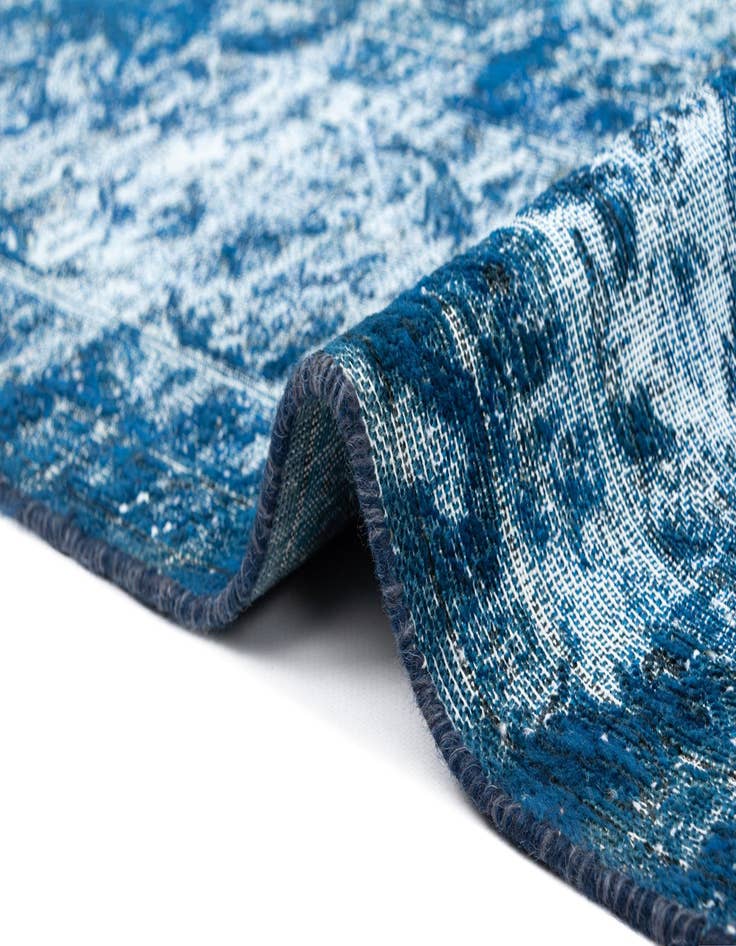 Detail image of 8' 10 x 12' 2 Vintage Royal Wool Rug