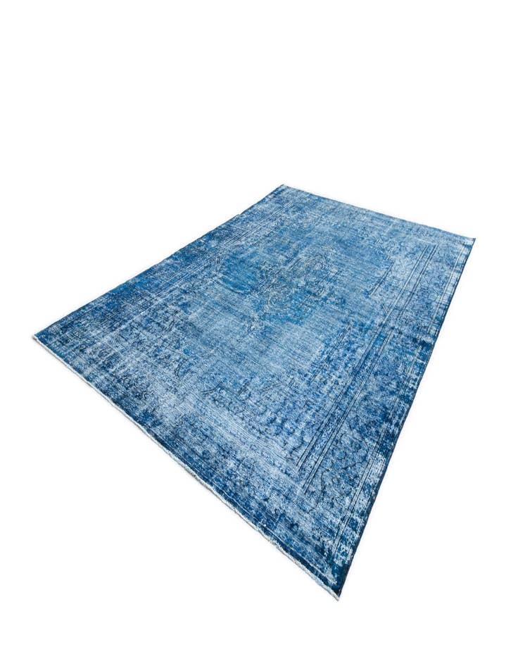 Detail image of 9' 6 x 13' 9 Vintage Royal Wool Rug