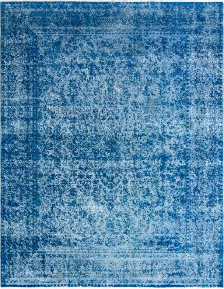 Detail image of 9' 7 x 12' 4 Vintage Royal Wool Rug