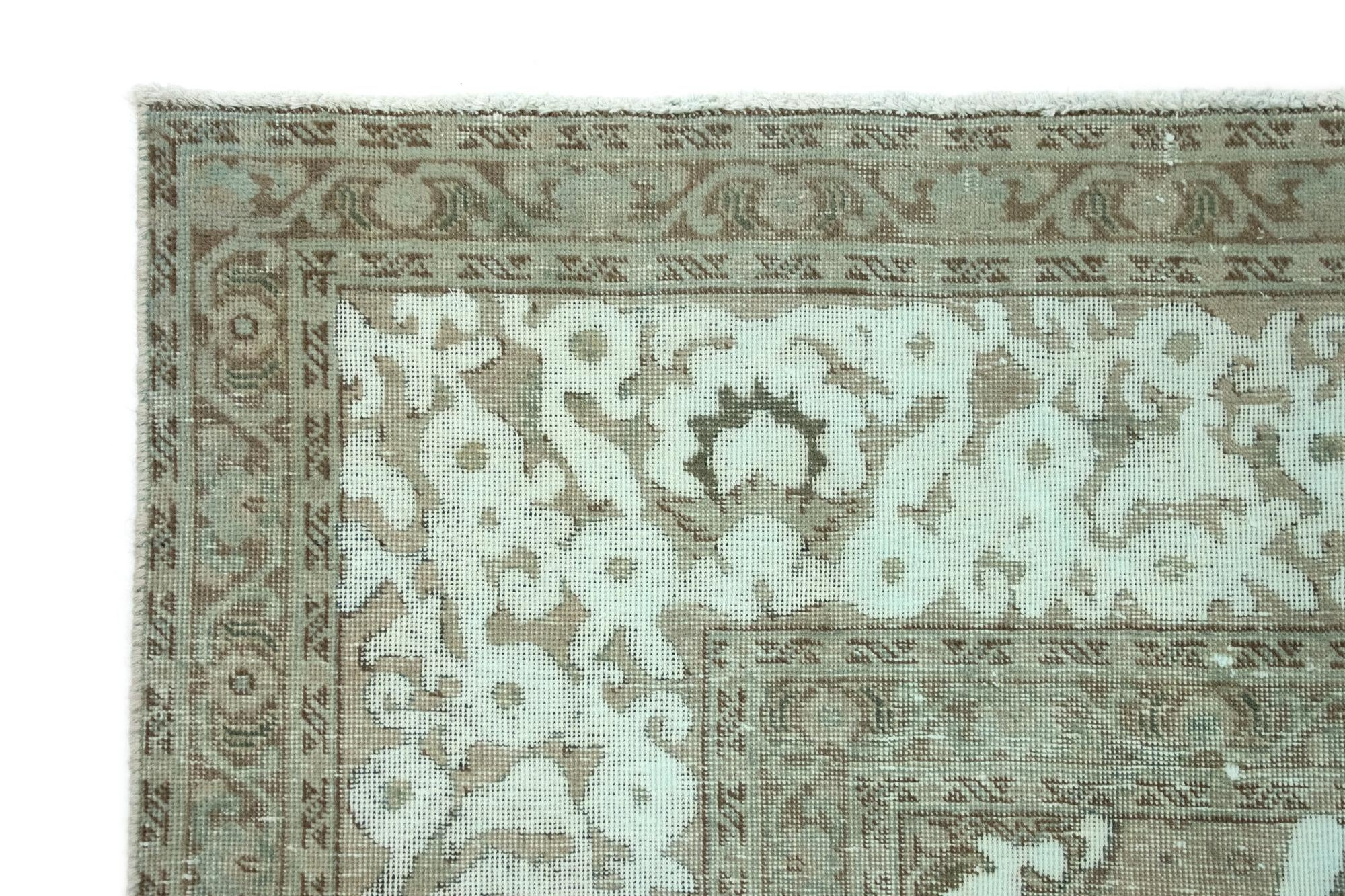 10' x 13' 11 Hand Knotted Vintage Royal Persian Wool Rug