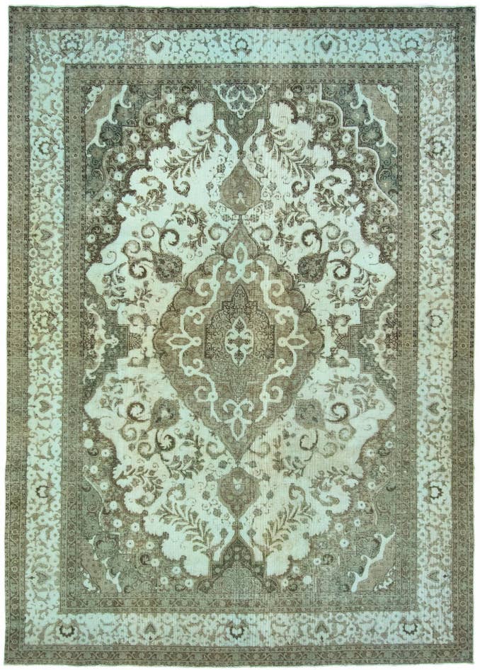 Detail image of 10' x 13' 11 Hand Knotted Vintage Royal Persian Wool Rug