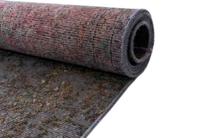 6' 9 x 9' 8 Vintage Royal Wool Rug