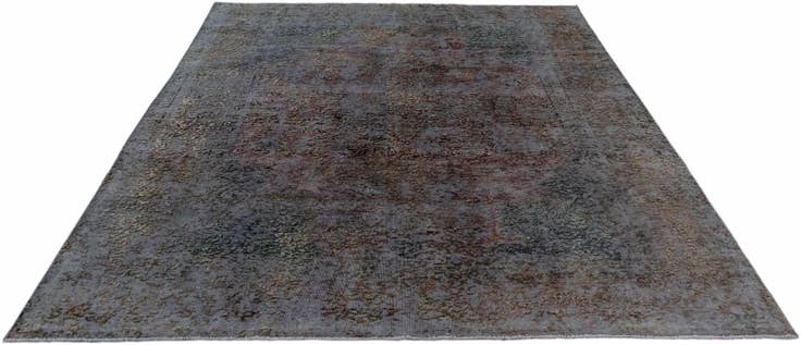 Detail image of 6' 9 x 9' 8 Vintage Royal Wool Rug