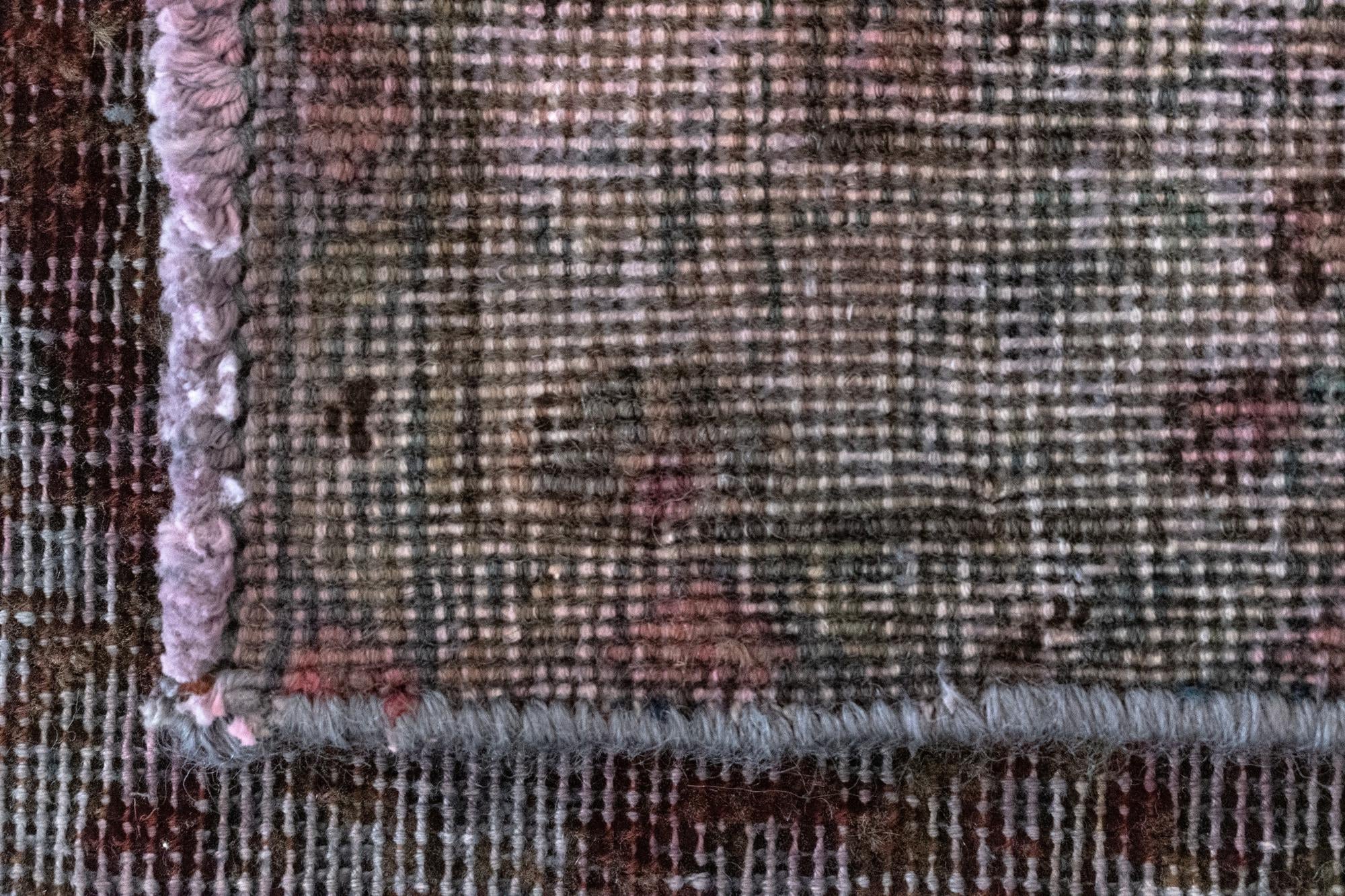 6' 9 x 9' 8 Vintage Royal Wool Rug