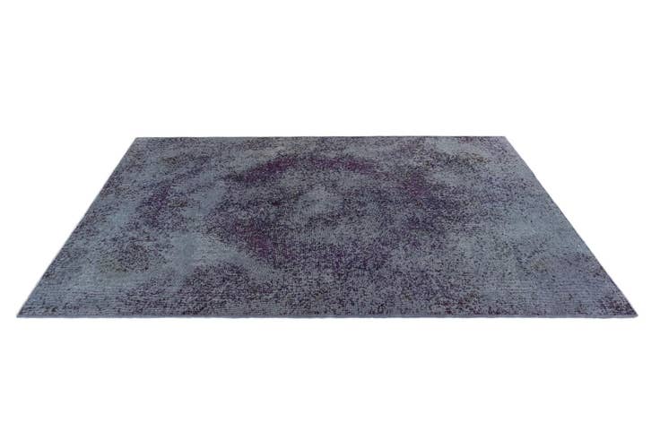 Detail image of 4' 2 x 6' 3 Vintage Royal Wool Rug