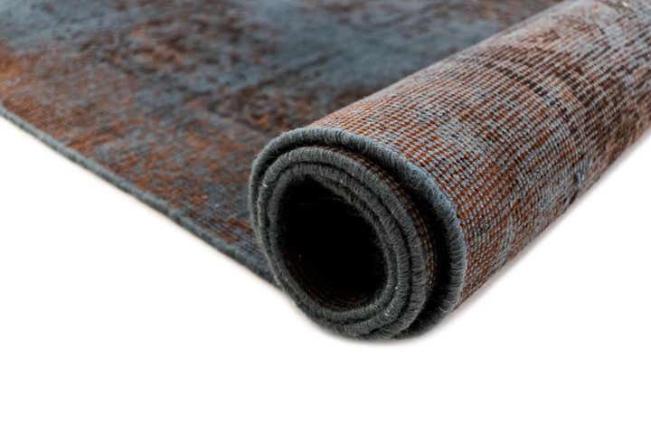4' 6 x 6' 4 Vintage Royal Wool Rug