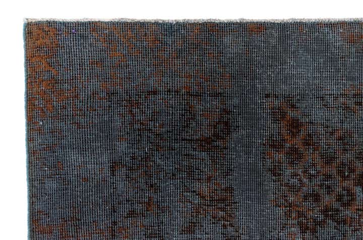 4' 6 x 6' 4 Vintage Royal Wool Rug
