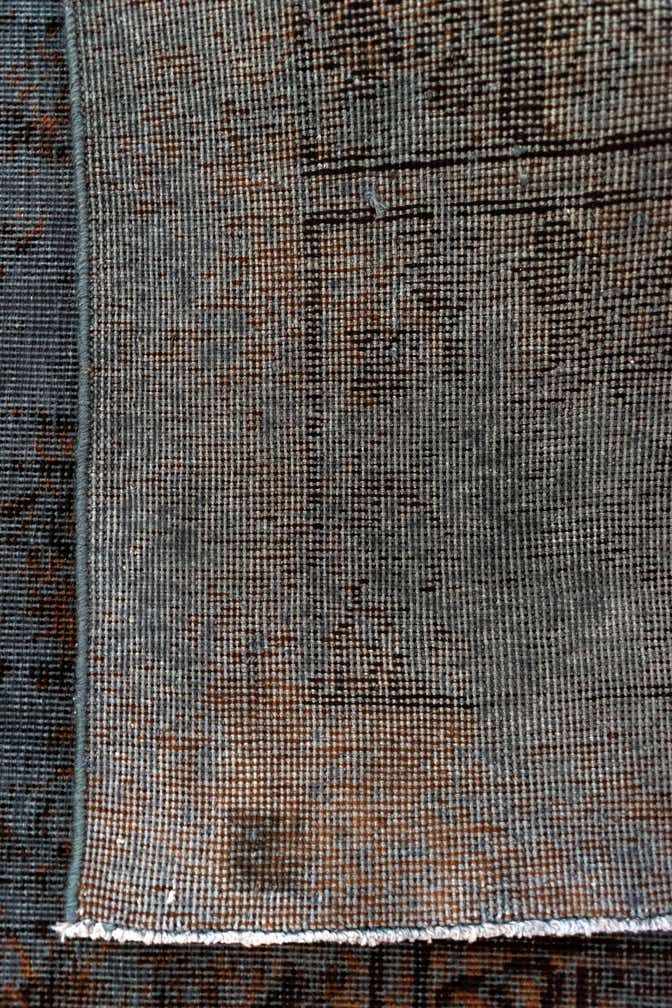 4' 6 x 6' 4 Vintage Royal Wool Rug
