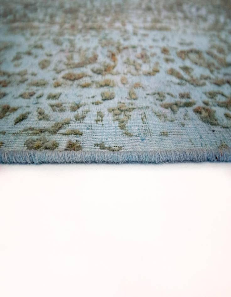Detail image of 9' 4 x 12' 8 Vintage Royal Wool Rug